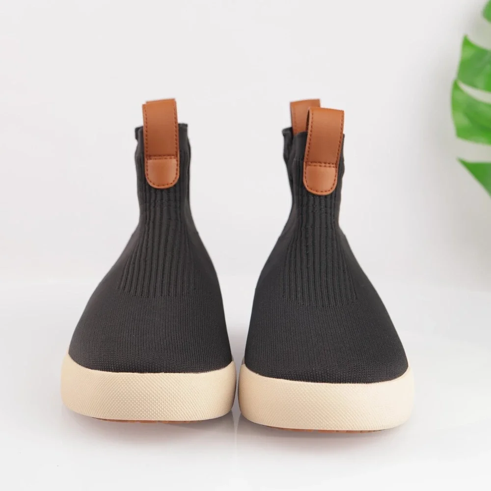 Vessi Mens Weekend Chelsea Boots Sneakers Size 10 Waterproof Black Tan Pull On
